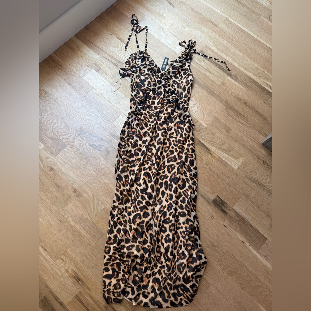 NWT Steve Madden Adalina Leopard V Neck Tie Strap Ruffle Maxi Dress small - Picture 4 of 7
